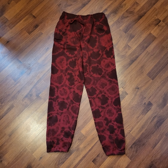 Sweats - Picture 2 of 3